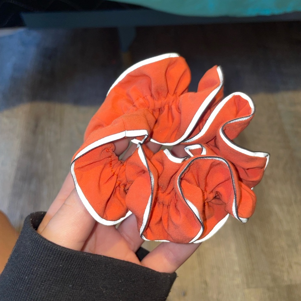 Lulu Lemon Scrunchy